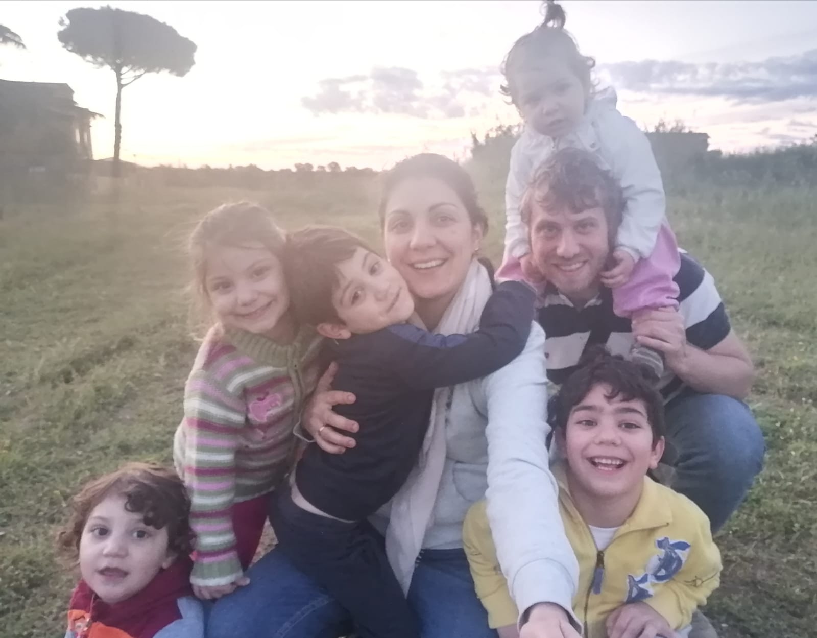 Verso la “fase 2”. Le famiglie in difficoltà: «Solo 600 euro e nessun bonus baby-sitter. Così non riusciamo a seguire i nostri figli» 1